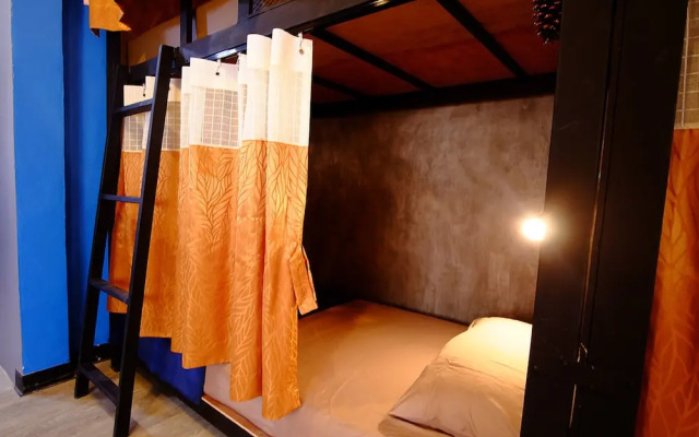 Nap Corner Hostel