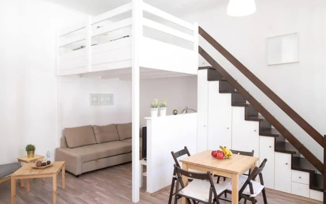 N28 Studio Next To Andrassy Boulevard.