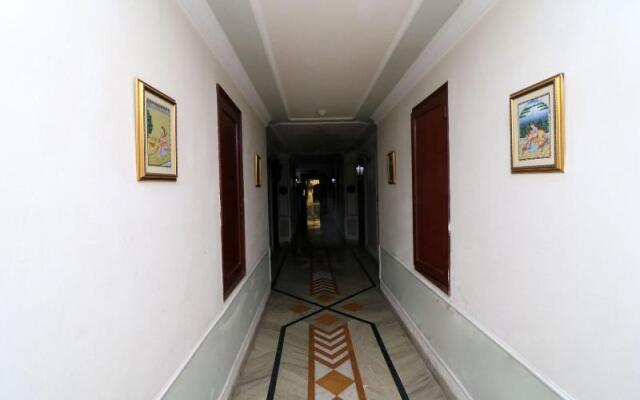 Orient Taj Hotel &Resort