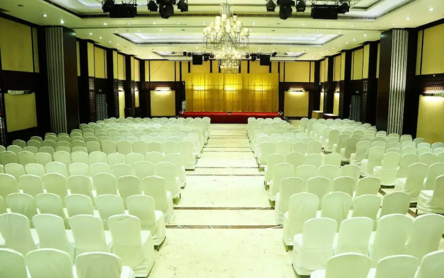 Anandha Inn Convention Centre and Suites
