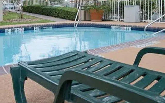 Quality Inn near Six Flags
