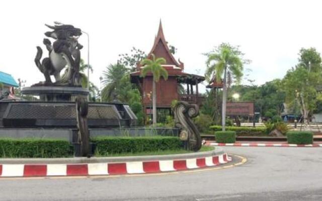 Parawee Resort