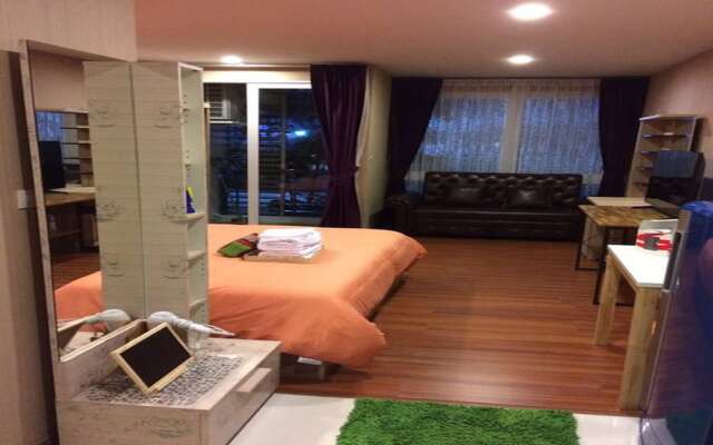 First Class @ Residence