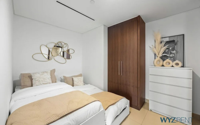 Prestigious 3.5 BR in Boulevard