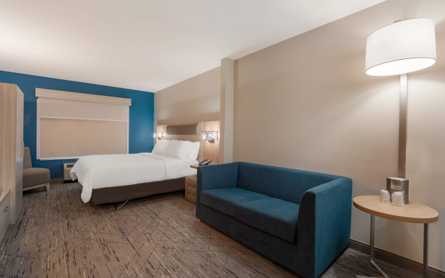 Отель Holiday Inn Express & Suites Lexington