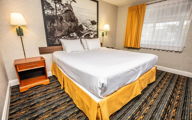 Pelican Inn Monterey