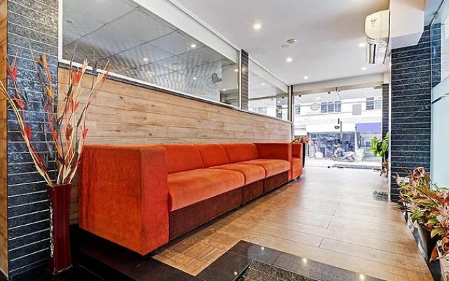 FabHotel Stratford