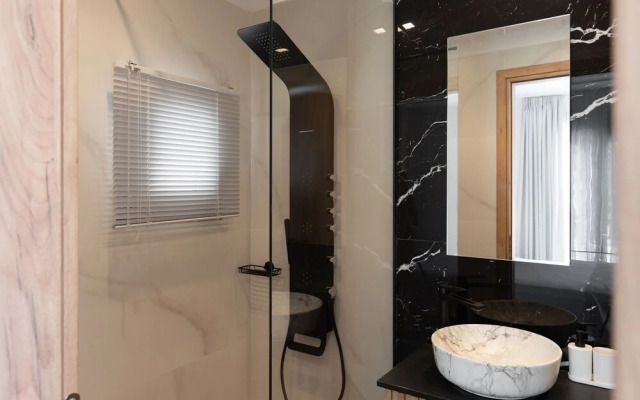 Marble Luxury Suites