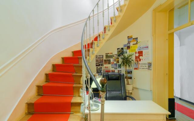 Suntrap Hostel