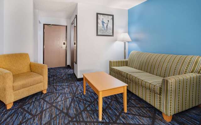 AmericInn by Wyndham Quincy