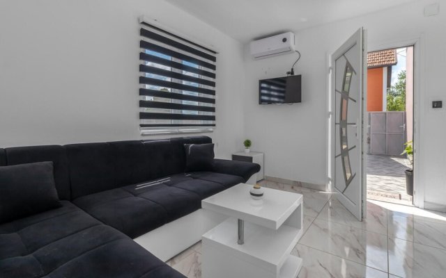 Amazing Apartment in Otocac With Wifi and 1 Bedrooms