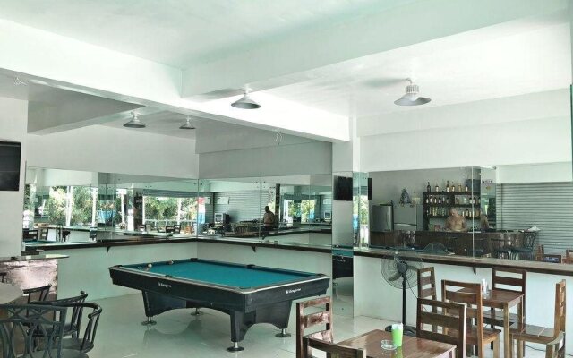 Rey-Alexandria Suites Annex