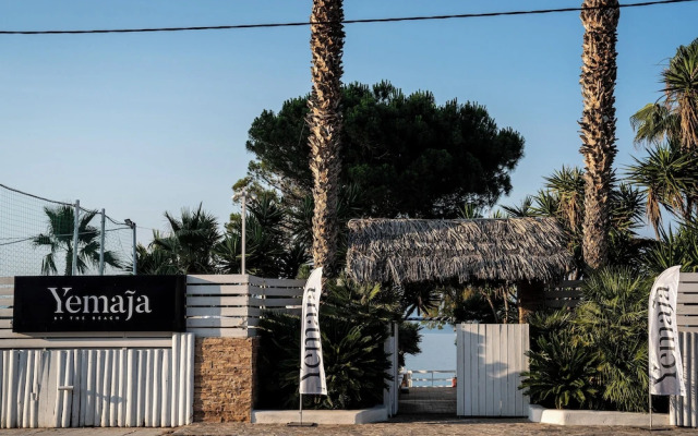 Black & White Boho Resort