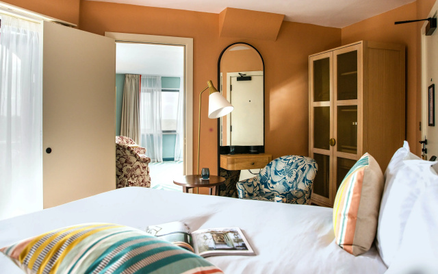 The Relais Cooden Beach