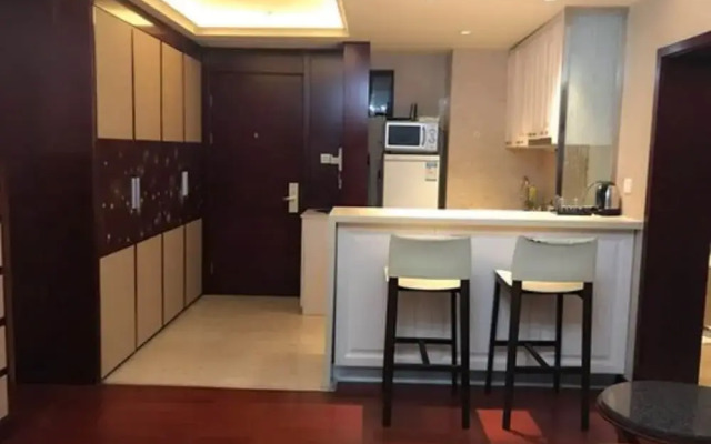Jing'an Ziyuan Apartment
