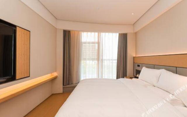 Mercure Nanjing South Railway Station