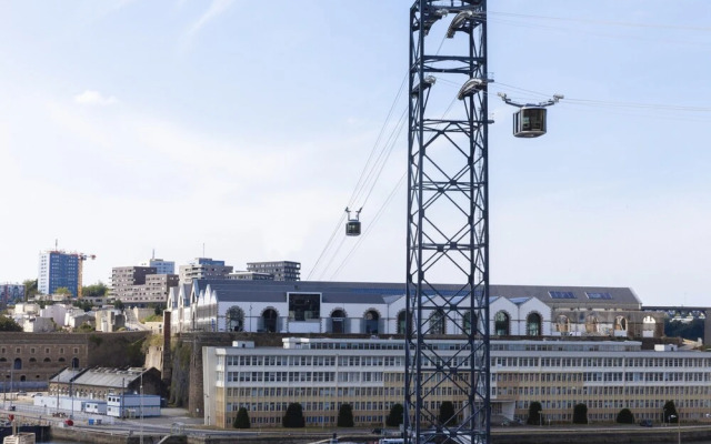 Apartment in Ploudalmezeau Near Treompan Beach