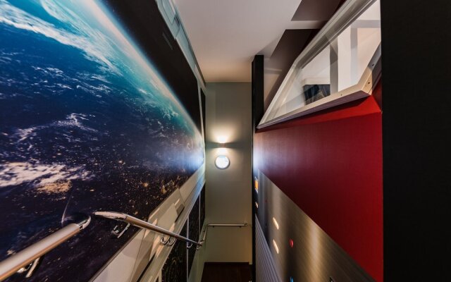 Guest House Discovery Ship