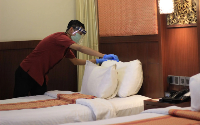 Best Western Plus Makassar Beach