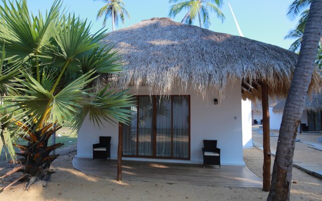 Seth Dev Lagoon Chalets Kalpitiya