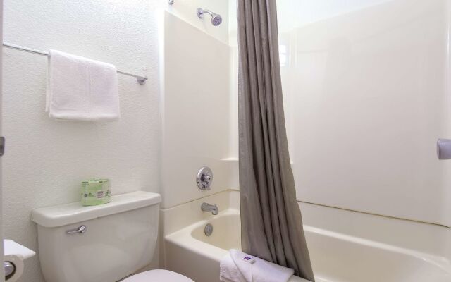 Motel 6 Las Vegas, NV - Boulder Highway