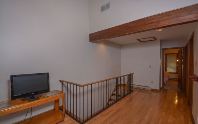 Majestic View 3 Bedroom Townhome