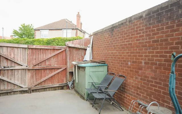 Room in Guest Room - Beautiful Large Room in Coventry