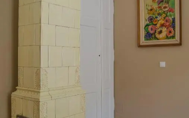 Apartment Vertigo