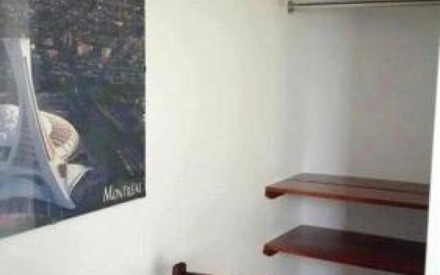 Montreal Hostal
