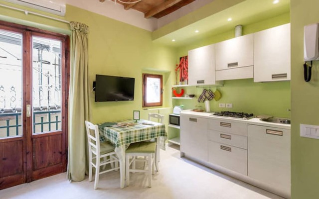 1BR Apt in Via Panicale by Sea N' Rent