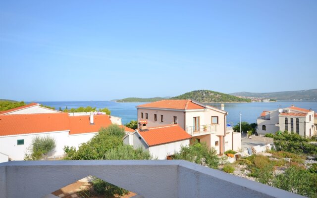 Apartments Mirta