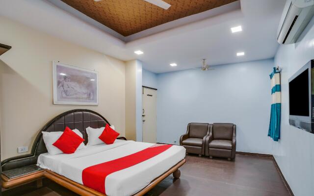 OYO 79660 Flagship Hotel Shree Maya