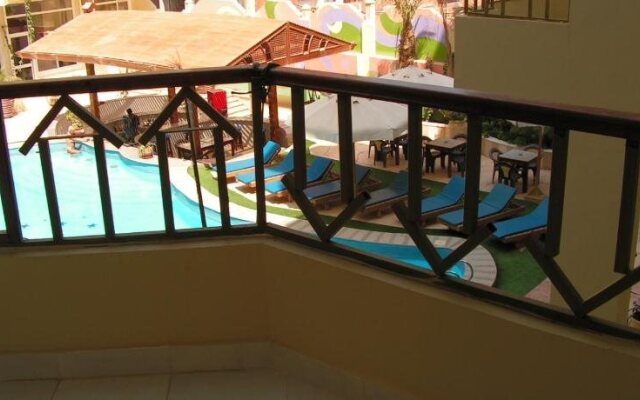 Paradise Hill Apartments