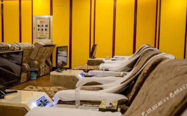 New Residence Hotel (Weihai Station)