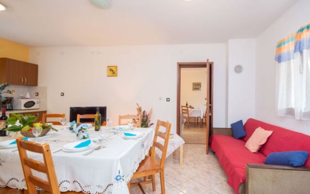 Kristina Laginji in Laginji