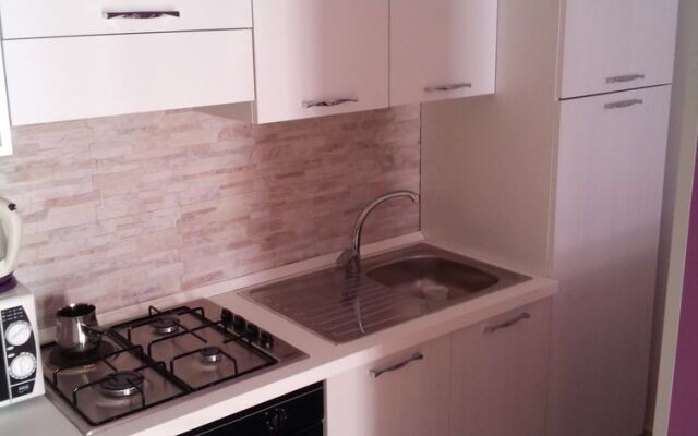Feel Center Apartments.