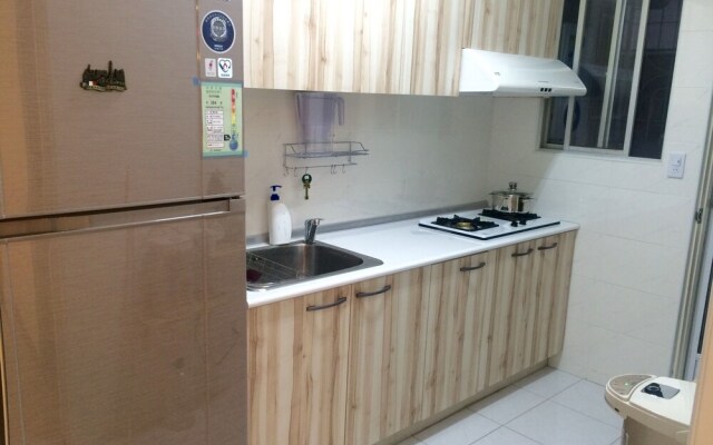 Tainan Zonghua Road Guest House
