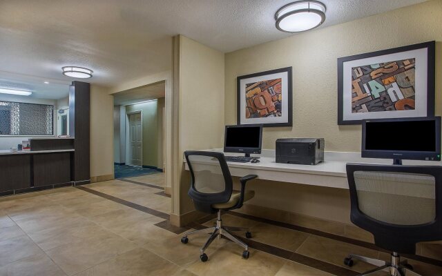 Candlewood Suites Louisville Airport by IHG