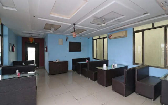 OYO 22872 Hotel Shivam Fort View