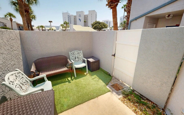 Shoreline Garden 02 2 Bedroom Townhouse