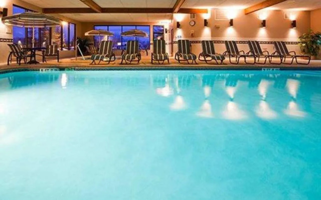 Quality Inn & Suites