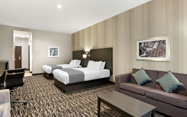 Best Western Sawtooth Inn & Suites