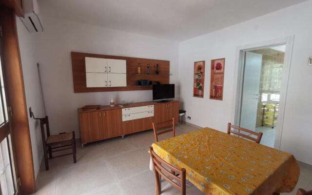 Villetta a piano rialzato a 300 mt dal mare