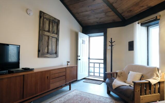 Owl's Nest Suites