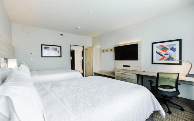 Holiday Inn Express Hotel & Suites Edmonton South by IHG