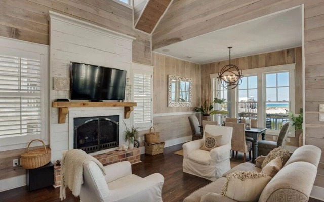 Pelican Point at Destin Pointe