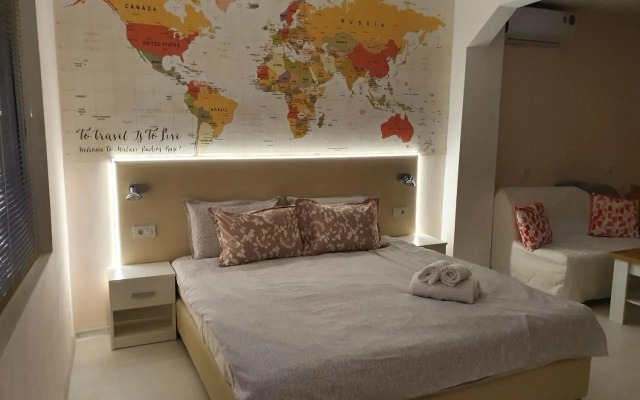 Malavi top center deluxe studio Ruse! Comfort&clean!