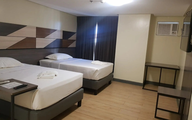 Travelite Hotel Legarda