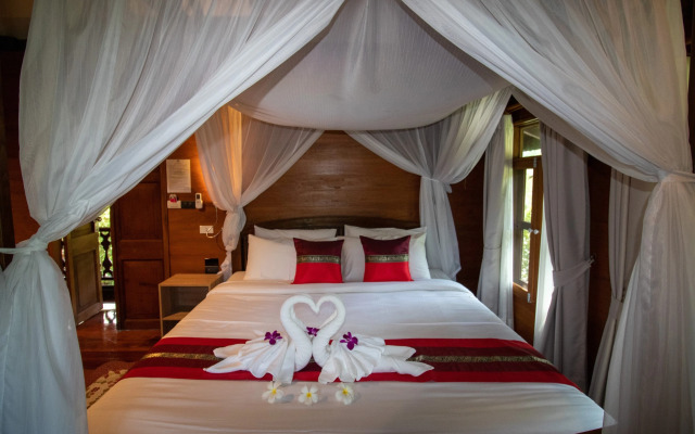 Royal Train Garden Resort