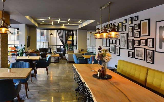 Prince Apart Hotel